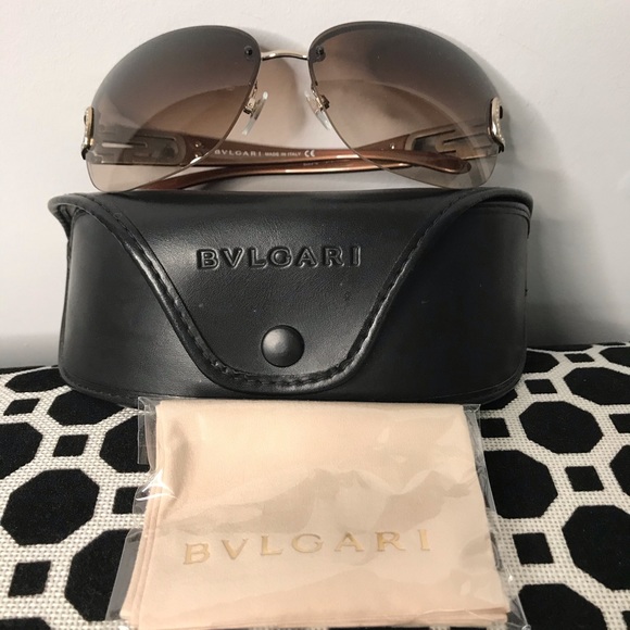 Bvlgari Sunglasses - Picture 2 of 6